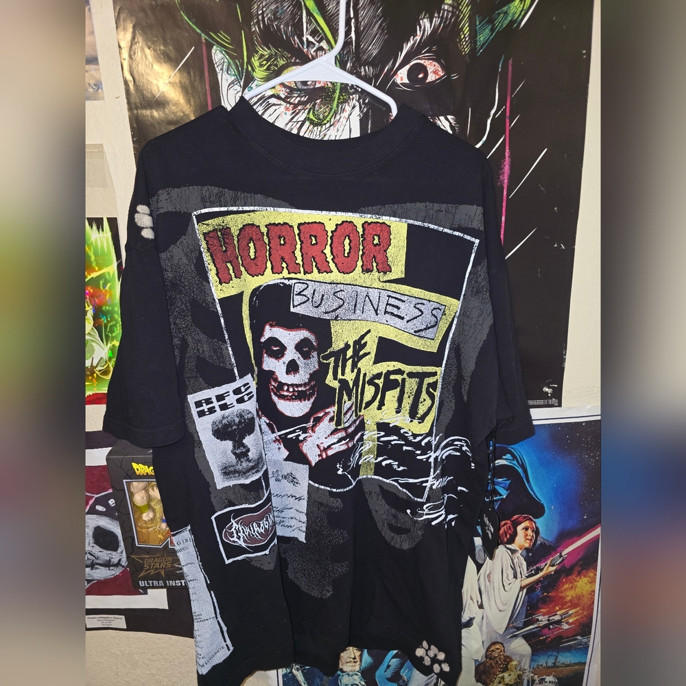 Misfits Horror Business Civil Regime